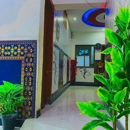 Khyber Inn イスラマバード エクステリア 写真